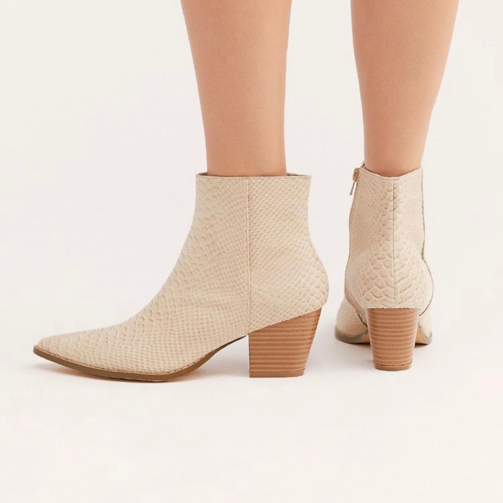 Coconut booties